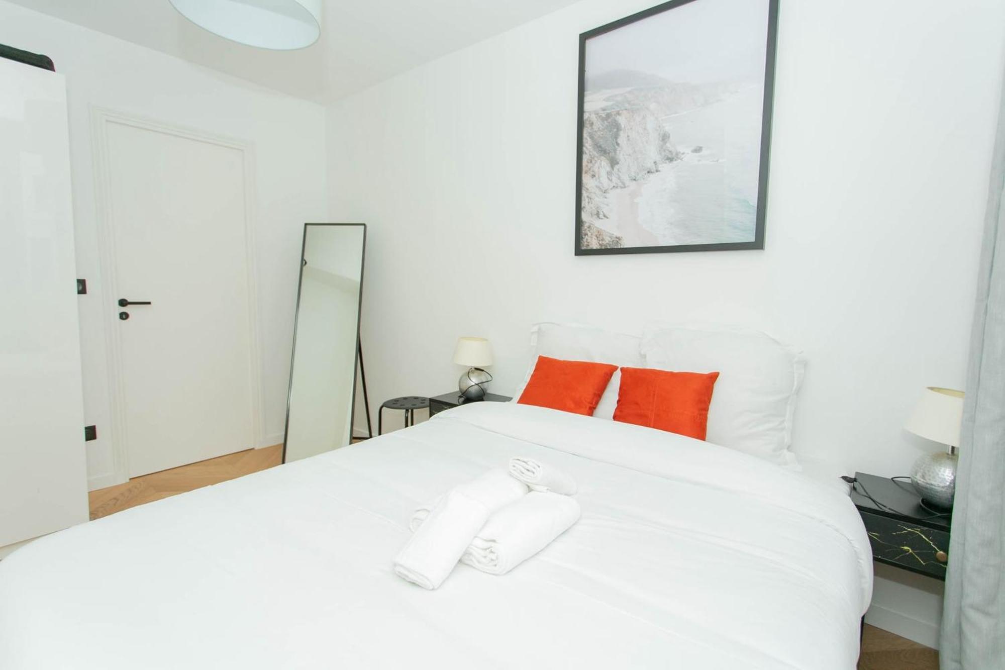 Haussmann - 2Br Near Champs-Elysees - Cityapartmentstay Paris Dış mekan fotoğraf