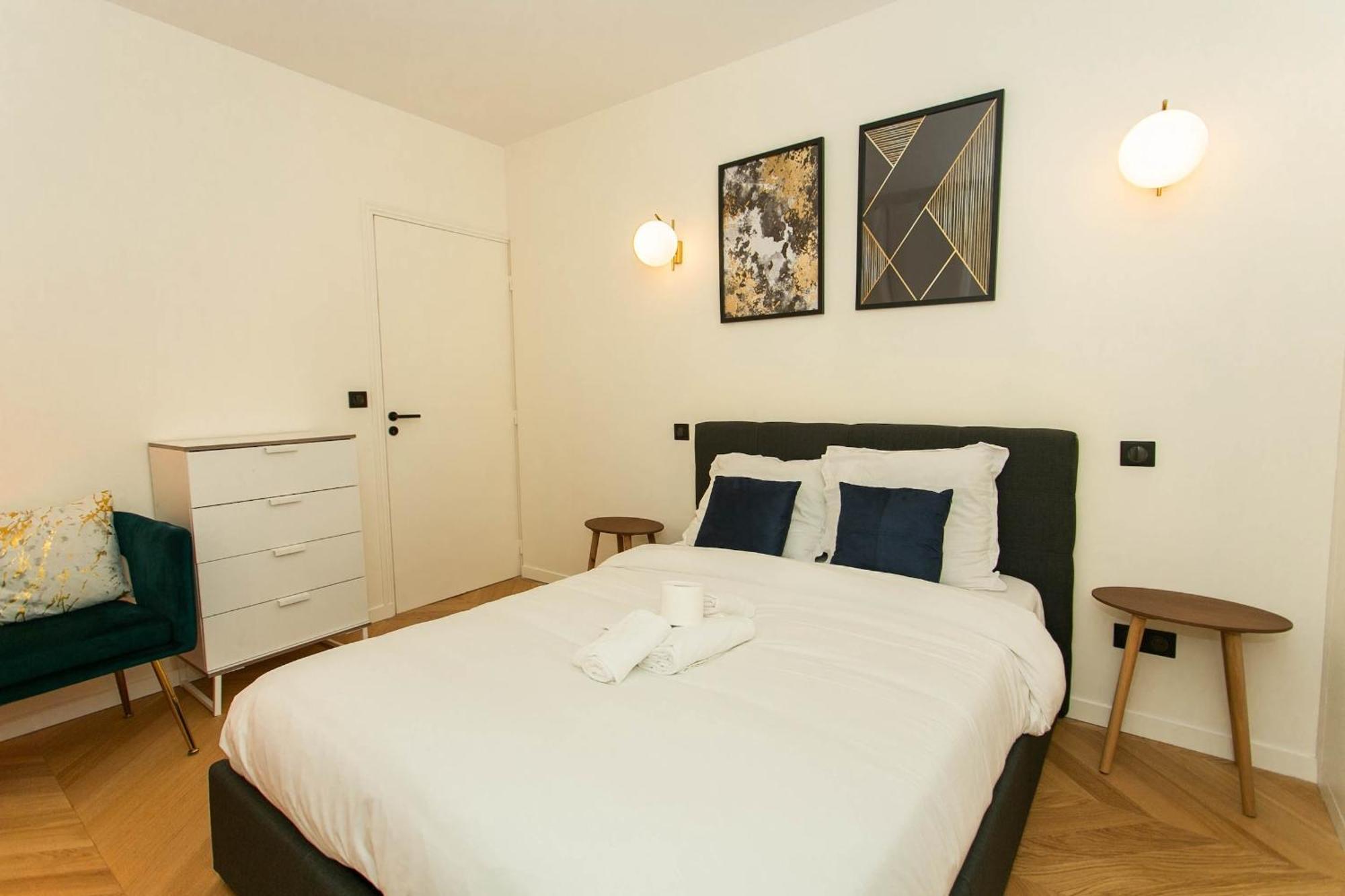 Haussmann - 2Br Near Champs-Elysees - Cityapartmentstay Paris Dış mekan fotoğraf